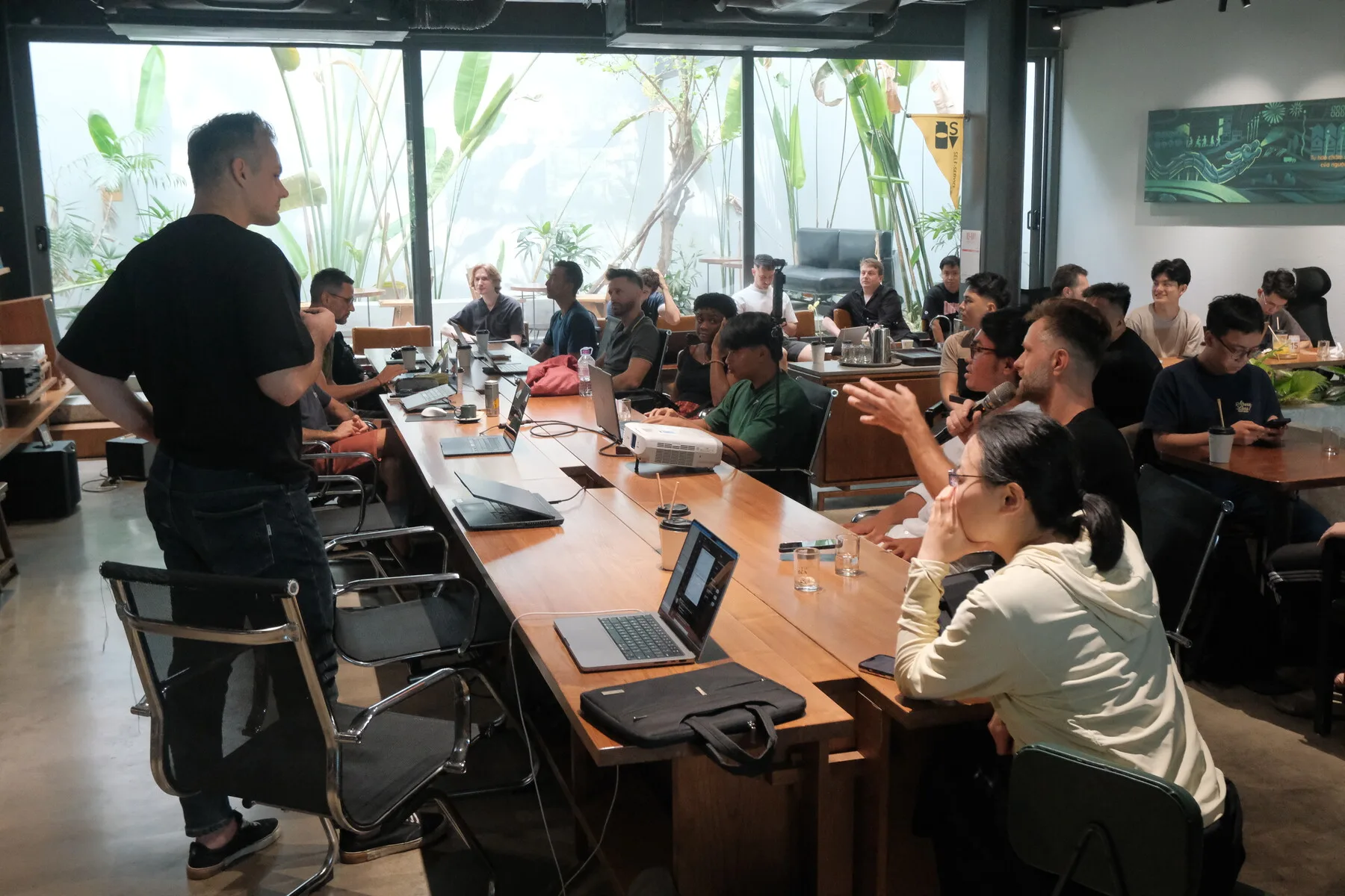 Frontier Club AI Meetup #3 — photo 40